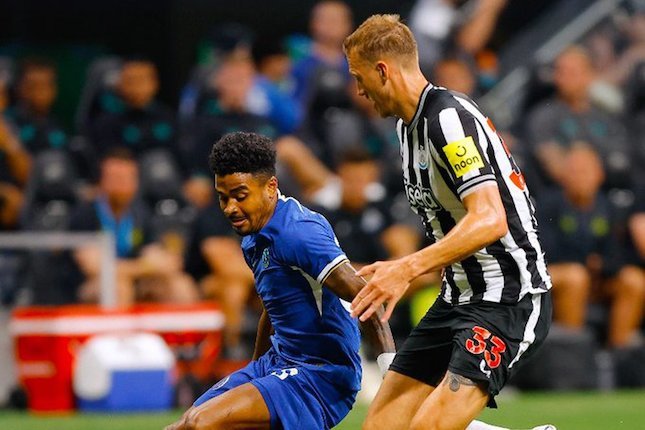 Newcastle Menahan Chelsea dengan Imbang 1-1 dalam Pertemuan Intens